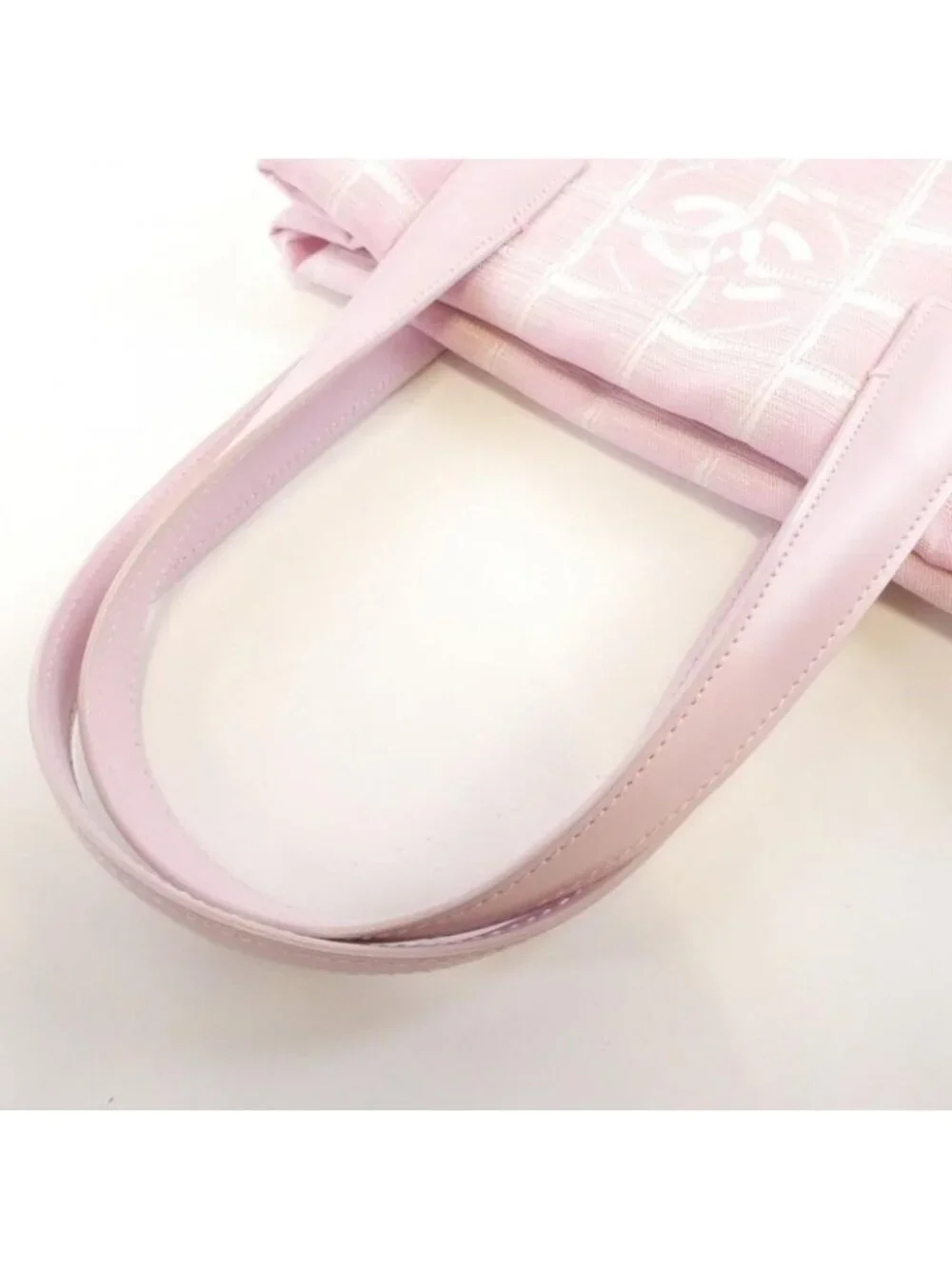 Chanel Travel Line Pink Bag - Picture 3 of 6